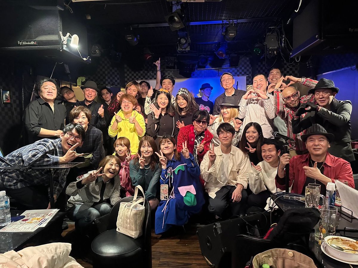 【満員御礼】
02/14(土)なごみアンテナ主催イベント「Music Waves Vol.3」終了しました。
総勢6グループでの熱い共演。
どの出演者さんも素晴らしいステージで一体感のあるイベントになりました。

ご来場のお客さん、会場のスタッフさん、共演者の皆さん、遅くなりましたがありがとうございました！