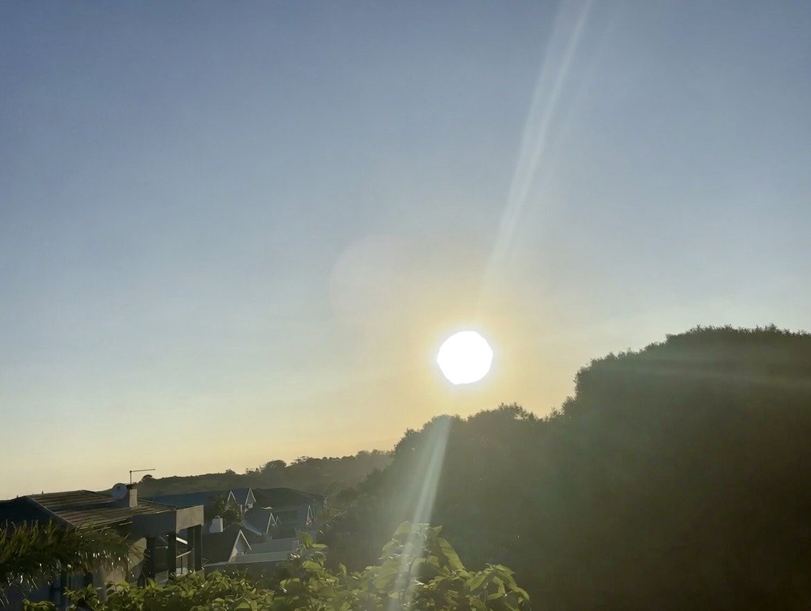 gatvolinthecity's tweet image. At the end of the day #sunrays