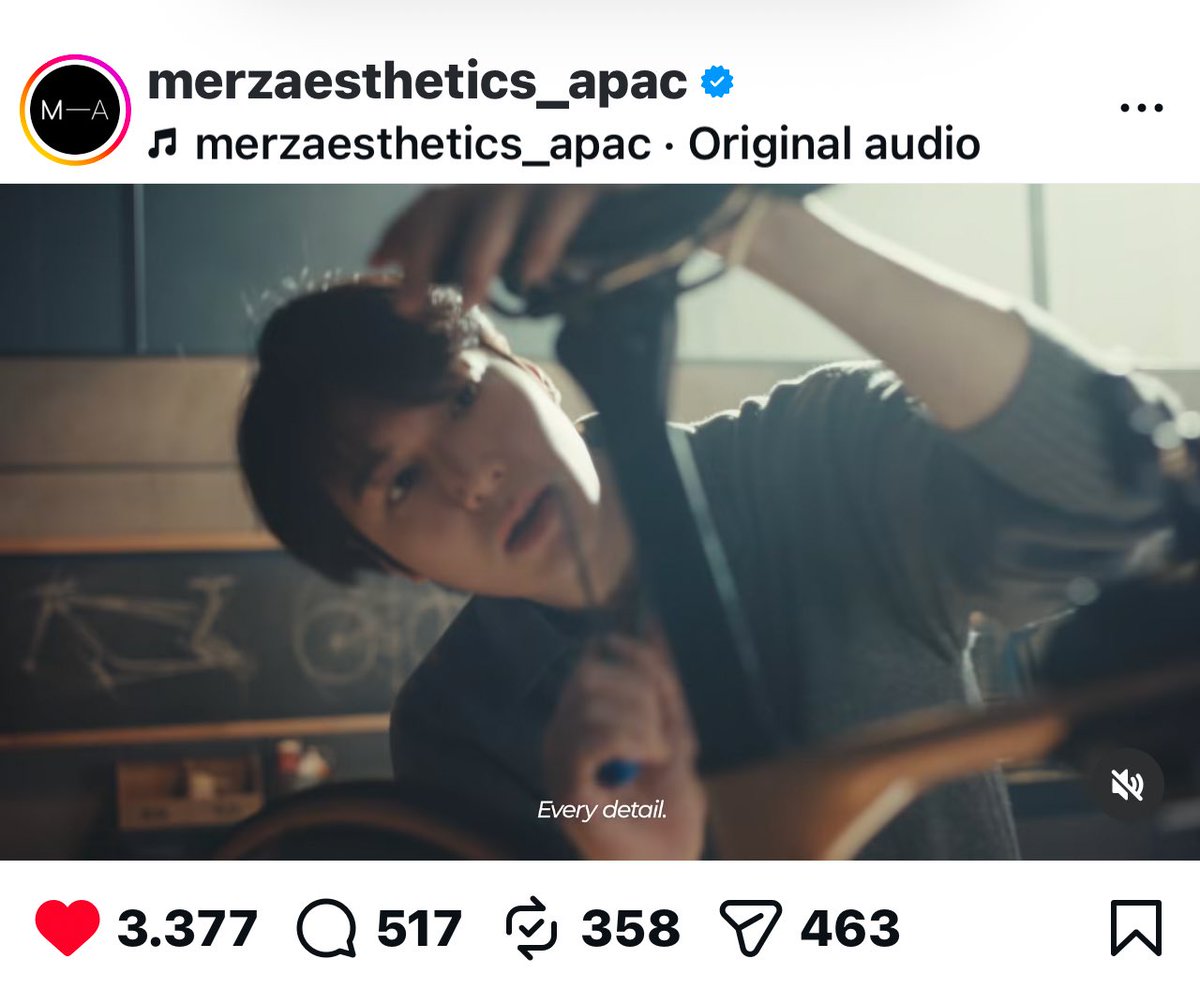 AmNohbdy's tweet photo. There are ambassadors…

And then there is @ActorLeeMinHo 

Numbers don’t lie 😏😏😏
MY MAN and his power! 

(We can do so much better though just sayin! Give him the numbers he deserves) https://t.co/hZtxiZvyWB