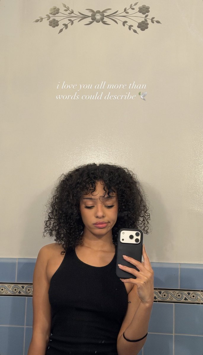 NewsKatseye's tweet image. Manon shares a heartfelt message on her IG story: 

“i love you all more than words could describe 🕊️”

KATSEYE IS SIX.
#WEWANTMANON
#JusticeForManon
#BoycottForManon