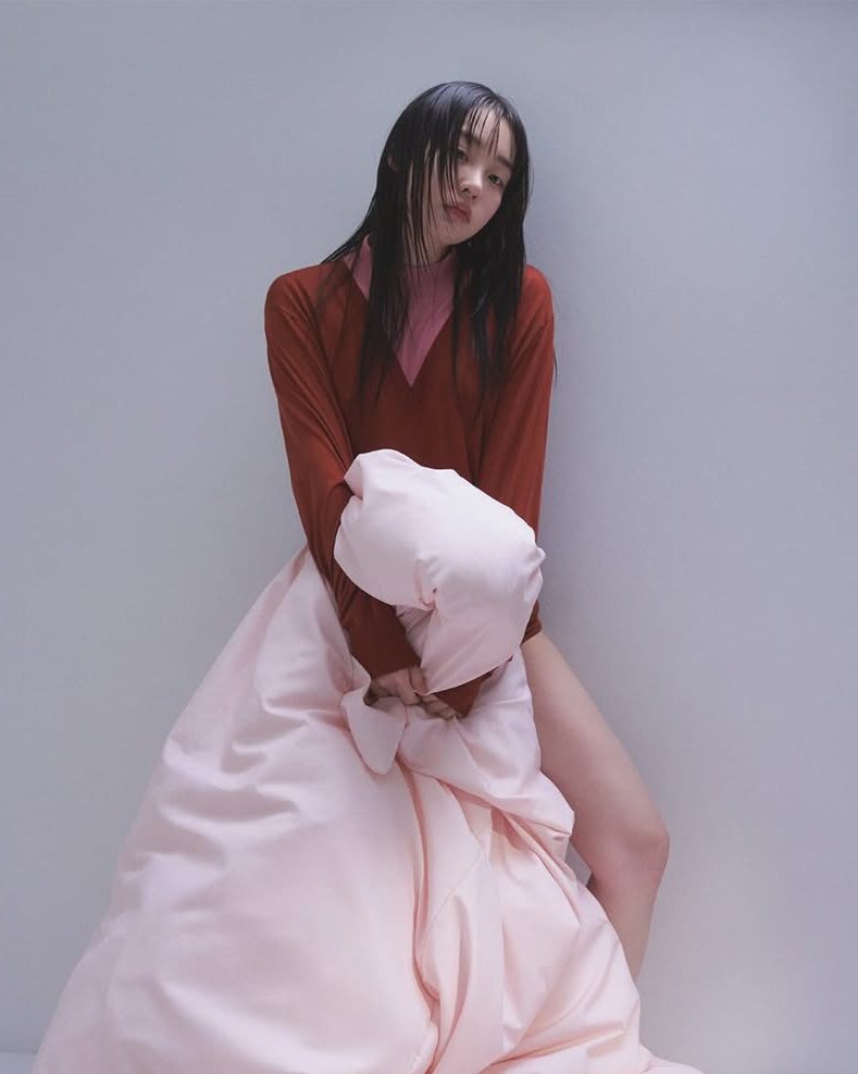 kim minha updates tweet media