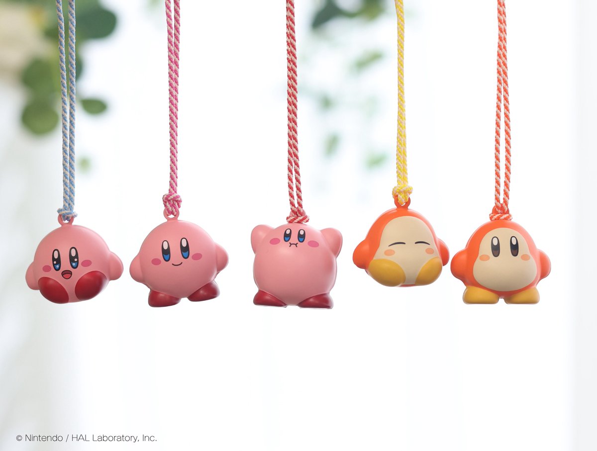 カービィとワドルディの鈴かわいいくて欲しい🥰
種類ごとに音色も少しずつ違らしい‼︎

🔻「ころ鈴（りん）根付」
enskyshop.com/products/list?…