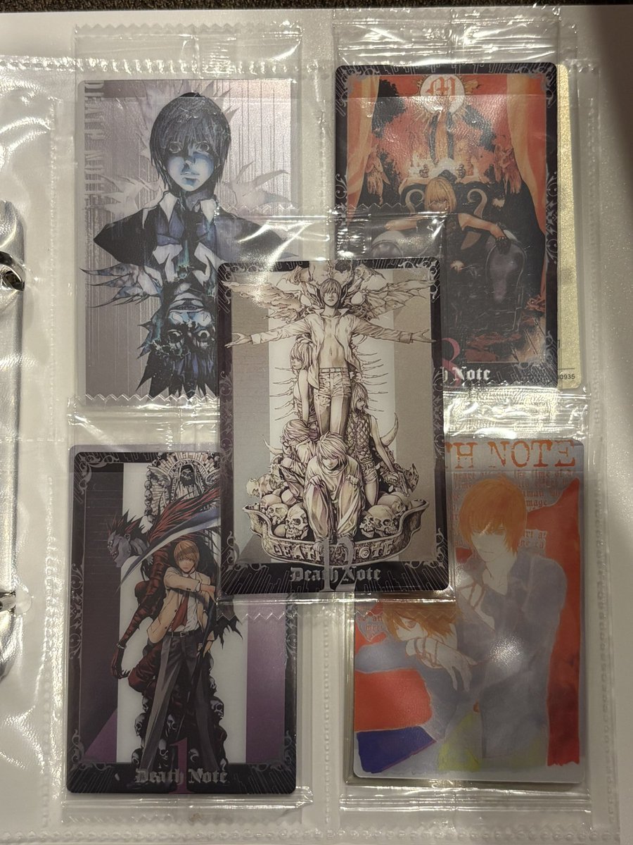 p1k_rm's tweet photo. デスノート　ウエハース　交換　DEATHNOTE #デスノートウエハース 

求　画像1枚目(枚数分)
譲　画像2枚目

2枚からの交換
郵送お取引希望
よろしくお願いします♪ https://t.co/JXKDJfFk1o