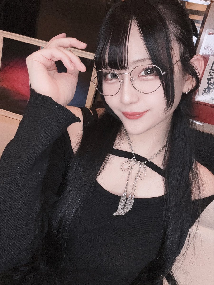 Femme Fatale (@femme_fatale19) / Posts / X