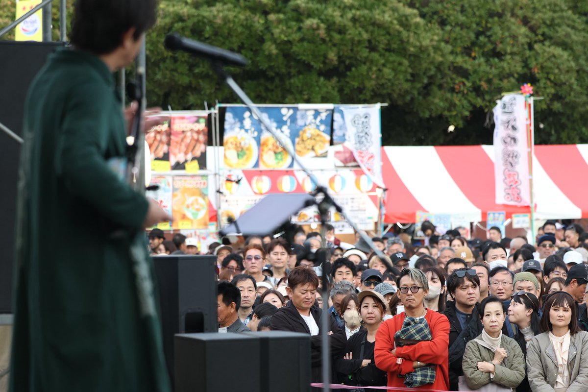 uchinafes's tweet photo. 鶴見ウチナー祭2025
宮沢和史さんのライブ動画は2月末までの限定公開となっております！

お見逃しなく！

#宮沢和史 
#大城クラウディア
#鶴見ウチナー祭

https://t.co/ZTZZz0v2Bu https://t.co/9eqmKfMm1S