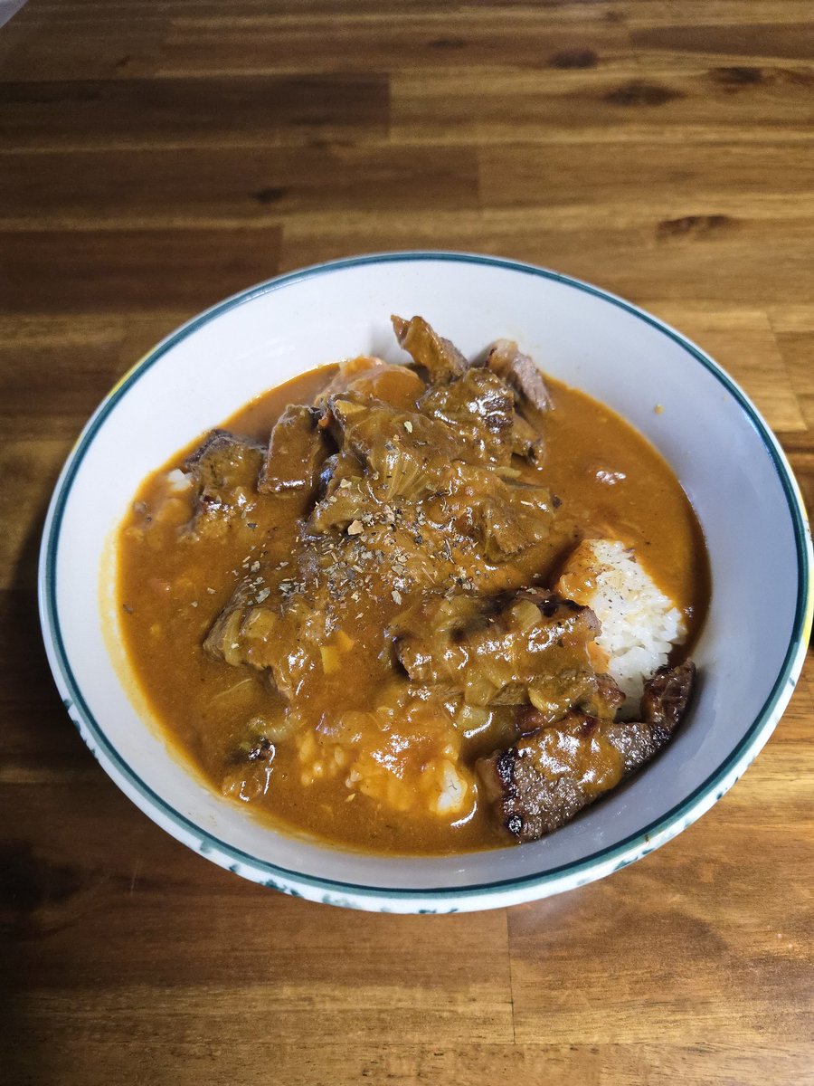 어머니가 기겁하는 고기잔뜩 스테이크 카레 완성❤️