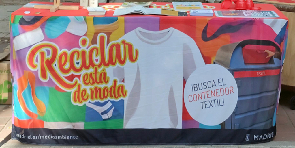 Lineamadrid's tweet image. Fomentando la cultura de la sostenibilidad... ♻️
«Reciclar está de moda» 👉 bit.ly/4aC3P9i
#Reciclaje #Mercadea