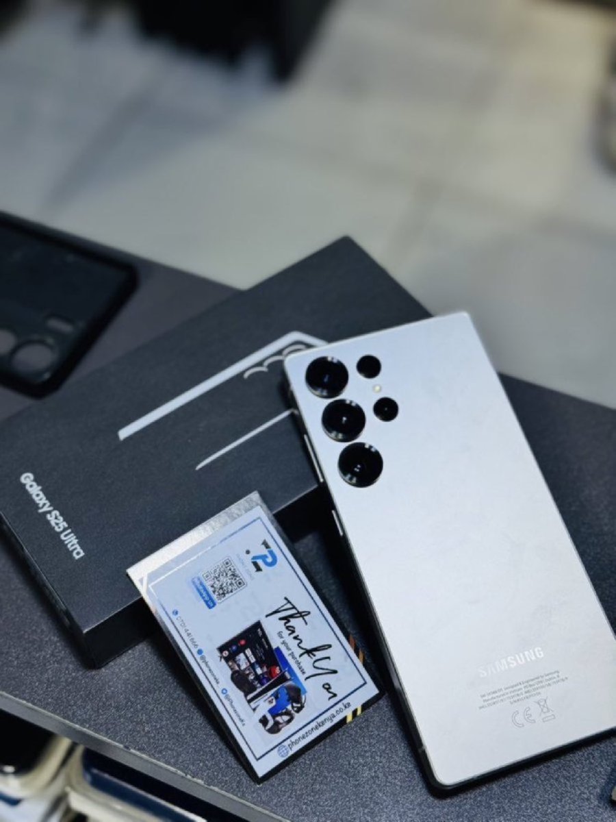 PhoneZoneKe's tweet photo. Samsung S25 ultra (2 years EA warranty)

12GB+256GB ~kshs 121,000
12GB +512GB ~Kshs 137,000

•Display-6.9 inch Dynamic LTPO AMOLED 2X,120Hz , HDR10+
•Android 15 (7Major Upgrades)
•snapdragon 8 elite
•CPU -4.47 GHz
•Main camera-200MP+10MP+50MP+50MP
•selfie~12MP
•under display fingerprint 
•5000 mAh battery
•45W charging speed
•25W  wireless 
•4.5W reverse wireless