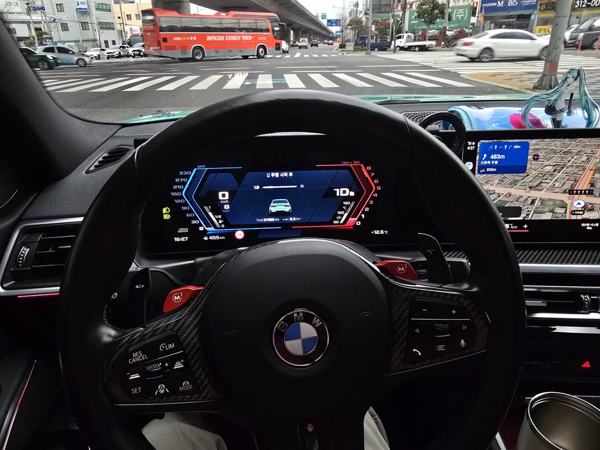 차타는김주발 tweet media