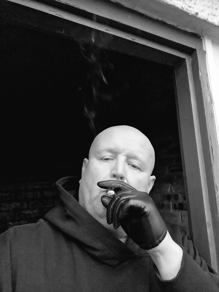 Morning fuckers. Not a great day yesterday, onwards and upwards