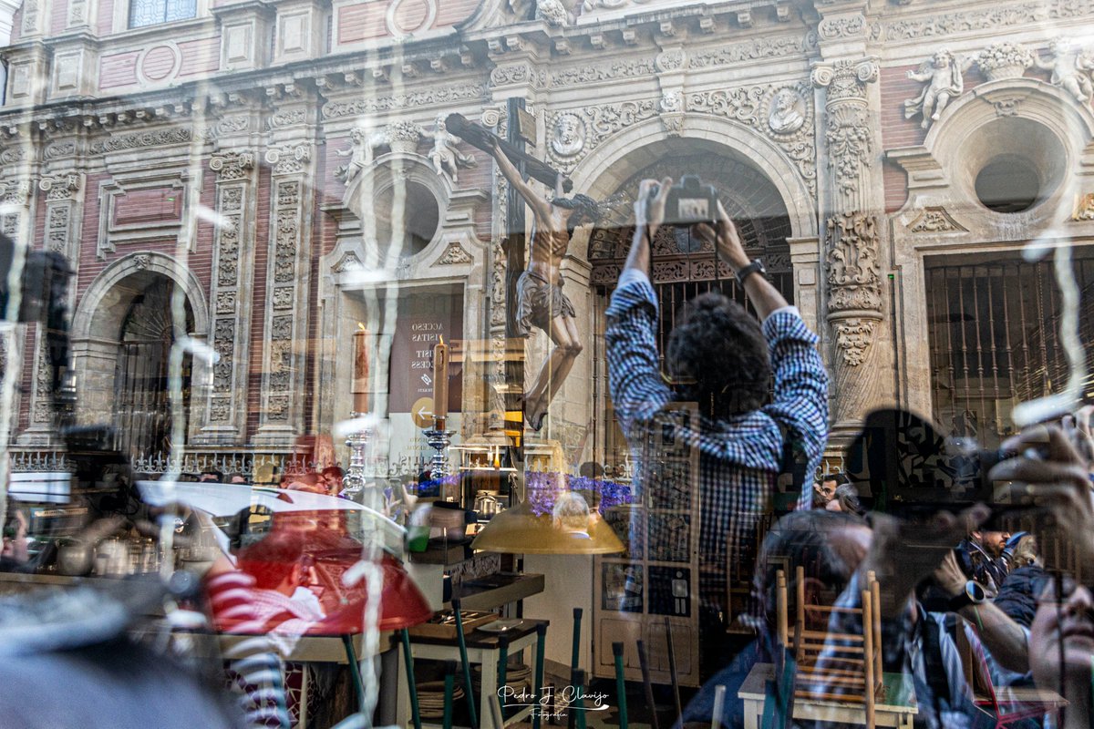 Viacrucis de las Hermandades 2026 Parte I <a href="/HdadHiniesta/">Hermandad de La Hiniesta</a>  #soydelahiniesta #siemprehiniesta #buenamuertehiniesta #cultohermandades #cuaresmasevilla #hermandadesycofradias #tdscofrade #sevilla #semanasanta2026 #canoneosr 
Reportaje en: semanasantapedroj.blogspot.com/2026/02/viacru…