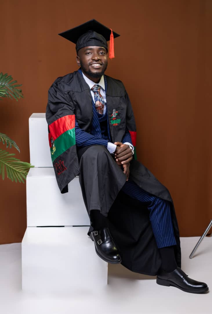 Bishopianleague's tweet photo. Congratulations to the Bishopians on completing their studies
1 Dennis Ssegawa @MuzingoFC18 
2 Keren @select_2019 
3 Lynn Ann @select_2019 
4 Muwonge Najib @select_2019 
Congratulations all.. https://t.co/6mN84IYxDc