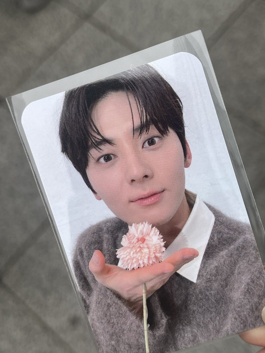 d8oranx's tweet photo. 260226 엠카 사녹 #황민현 
민현아 고마워🫰🏻🤎 https://t.co/mlKXu508ip