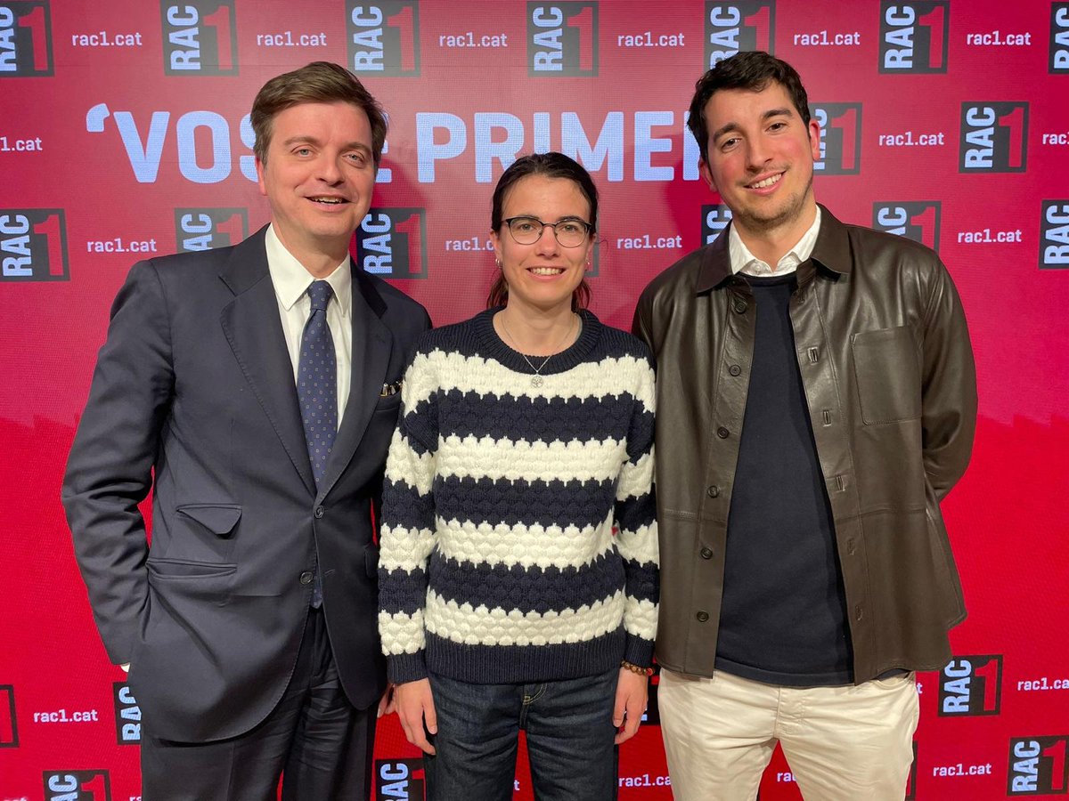 núria vilà coma tweet media