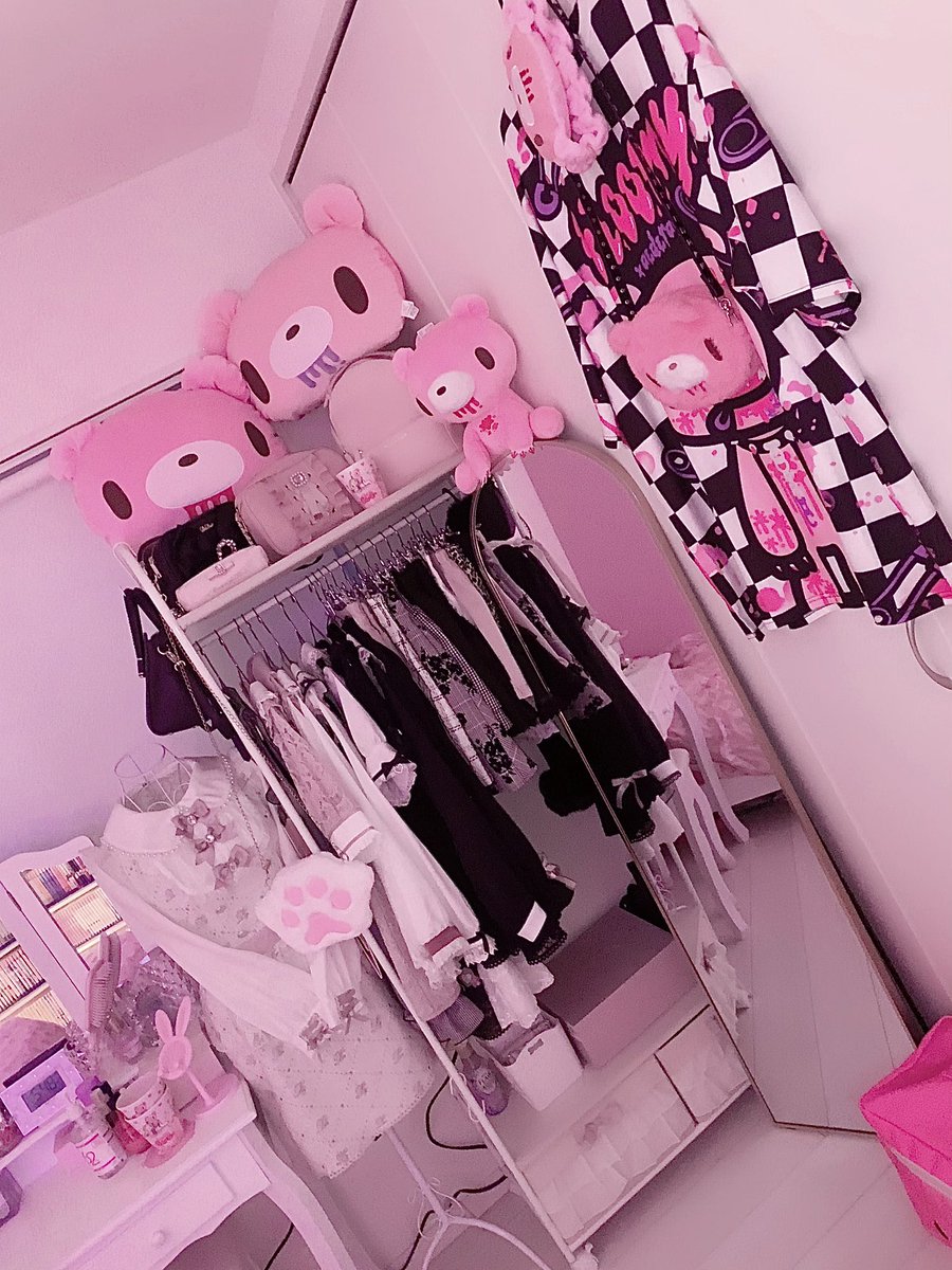 お部屋片付けた･･∩ -ω- )ᶻ 𝗓 𐰁 · .♥