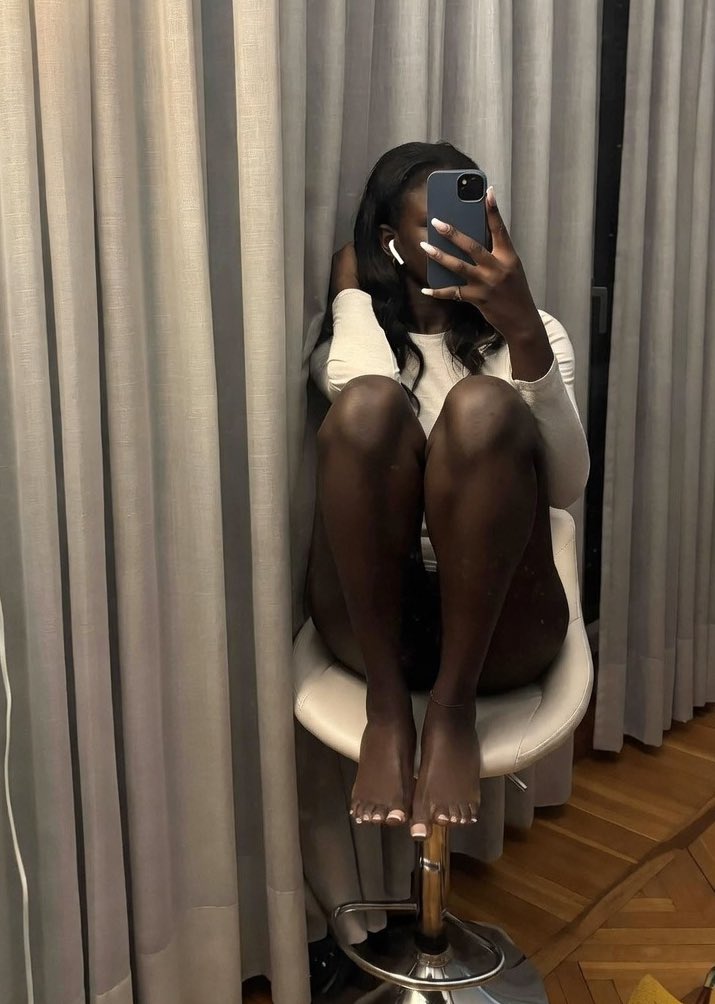 Goddess Klea ♛ tweet media