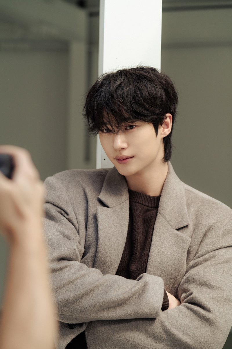 바로엔터테인먼트 (@varo_ent) on Twitter photo 