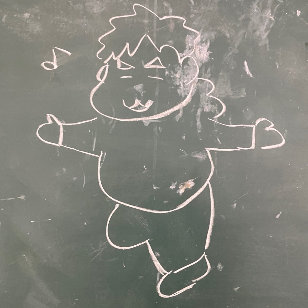 「某公民館の黒板になすちゃんを描いた」|かときちどんぐりちゃんのイラスト