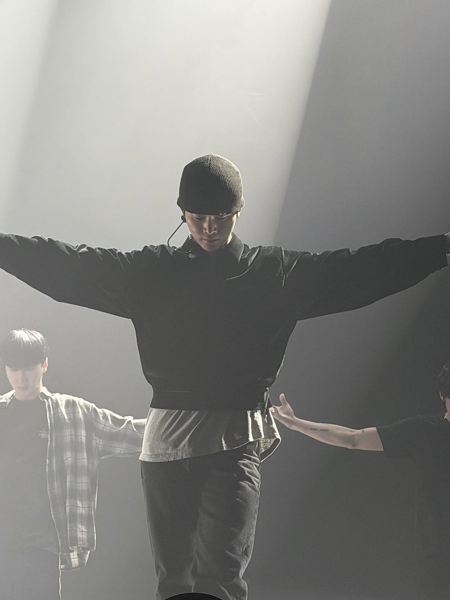 담봄 tweet media