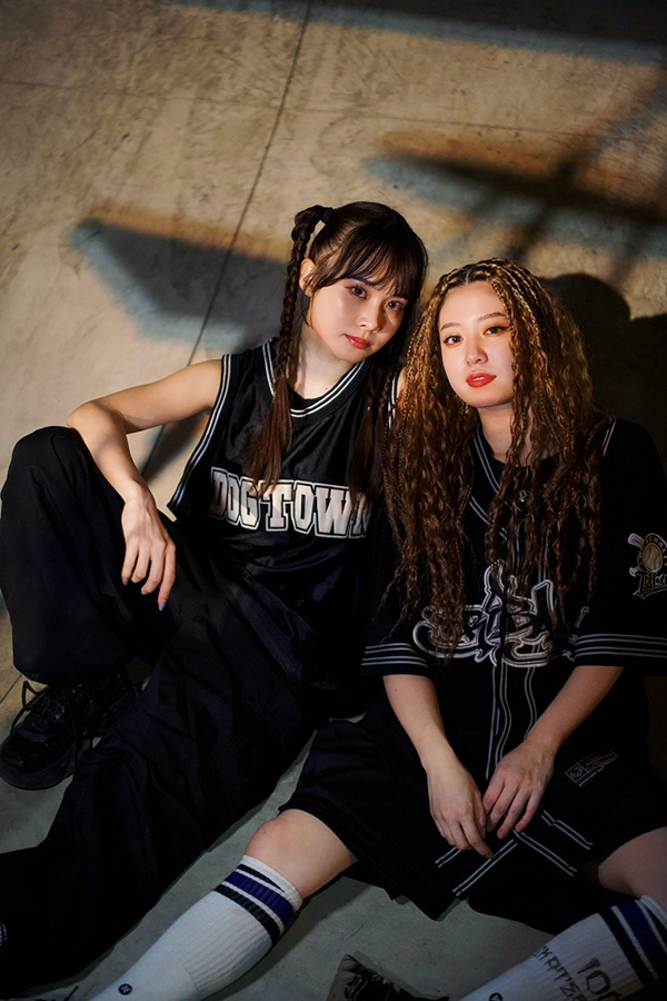 タワーリング・インフェルノ　 初版ワンシート　スタイルB EMNW】 3/4発売 1st Album『EMNW』 タワーレコード渋谷店限定特典が