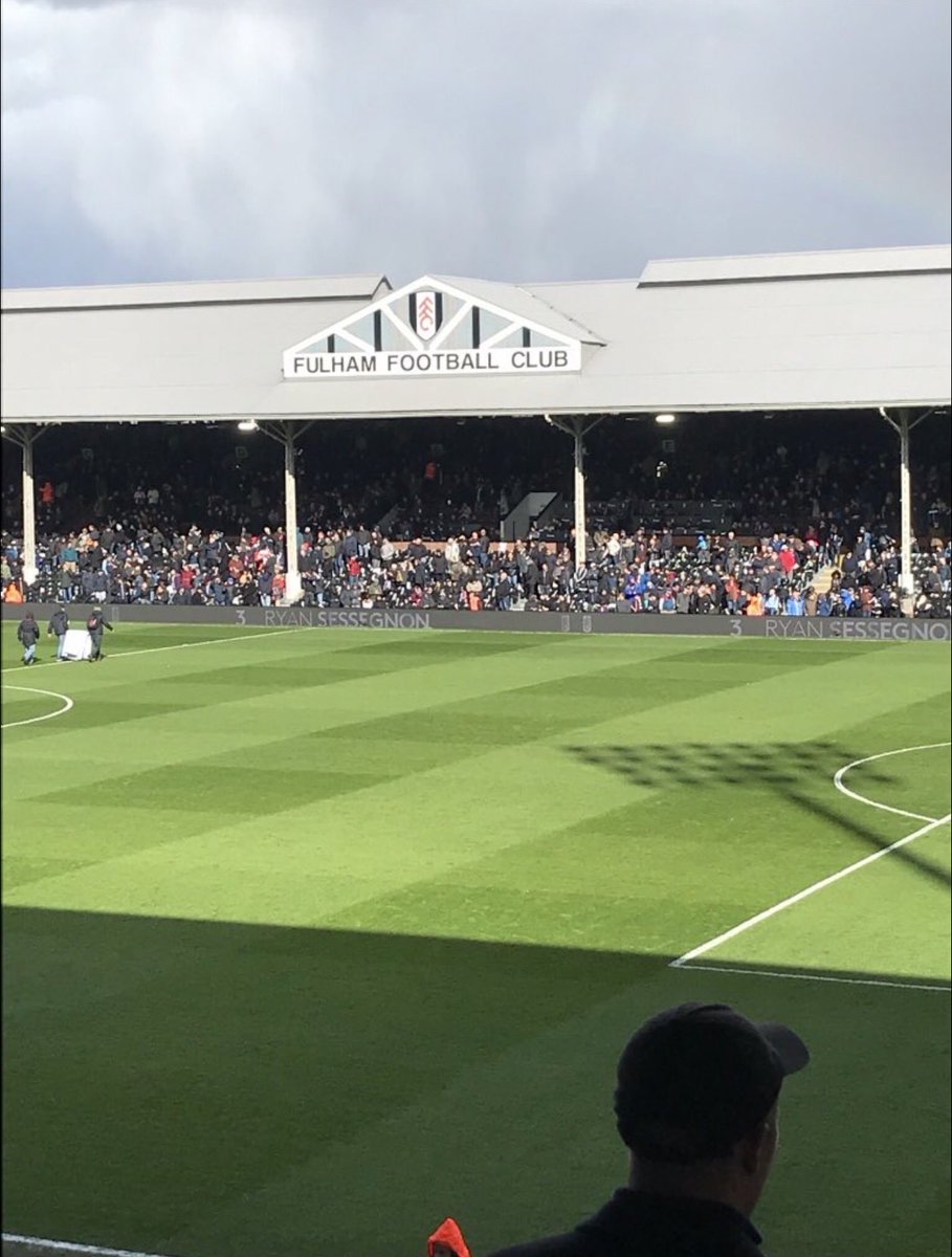 HasTek's tweet photo. @vitamincis Bir Liverpool maçı izlemişliğim var Craven Cottage’da 😇 https://t.co/SINfBLDiVf