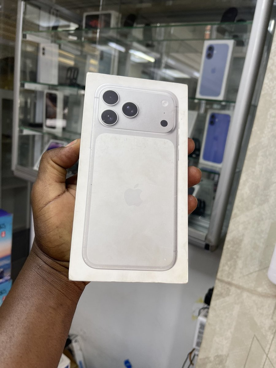 Deal moja safi
iPhone 17 pro max 256gb none active brand new 
@ ksh 175,000