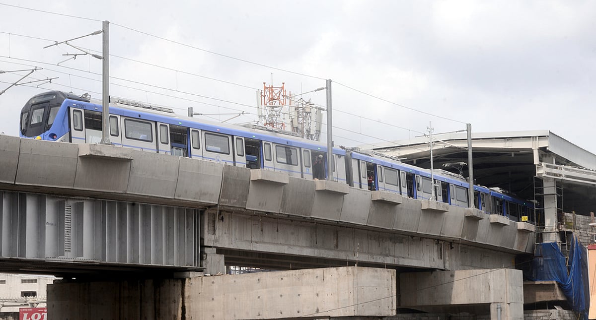 TnInvestment's tweet image. #CMRL : Final safety inspection of #Chennai Metro Rail’s Corridor 4 Phase II stretch between #Vadapalani and #Poonamallee Bypass has concluded successfully

- Once the report is received, the #RailwayBoard is expected to grant authorisation to begin passenger services, likely in