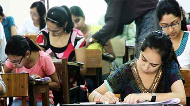 Gujarat Board Exam 2026 Begins Today; Over 16.63 Lakh Students Appear in Class 10, 12
#LetsTalkGujarat
#Gujarat #GujaratBoardExams2026 #Education

bit.ly/4rw69EG
Via deshgujarat.com