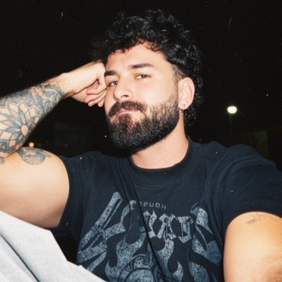 amauryaxt's tweet photo. #NouvellePhotoDeProfil https://t.co/TLtChQ4OKh