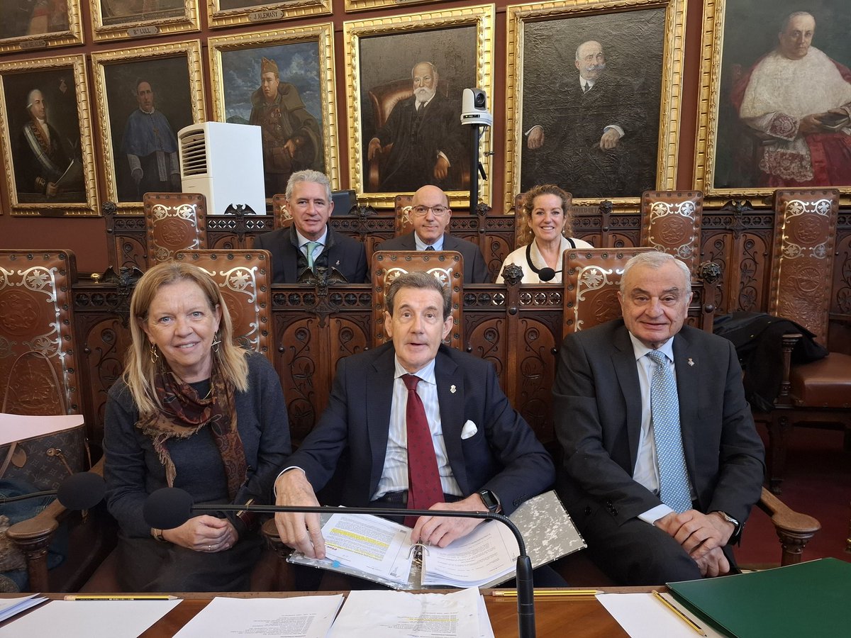 🟢 El grupo municipal VOX Palma ya preparado para este pleno ordinario de día 26 de febrero de 2026.

Puedes seguirlo aquí 👇🏻

youtube.com/live/lB3dc_nZh…