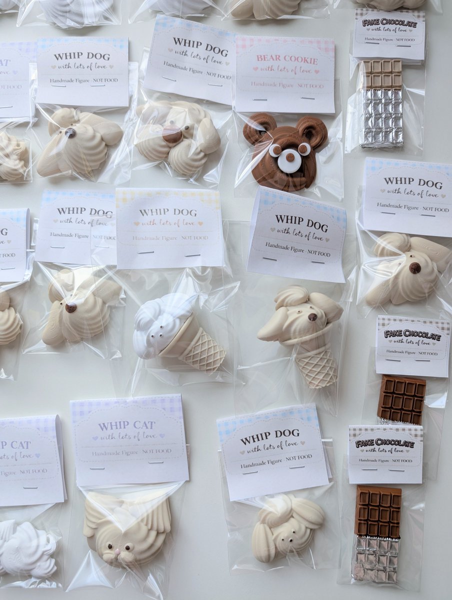 アイスもかわいい🐶 今日も発送準備〜📦️