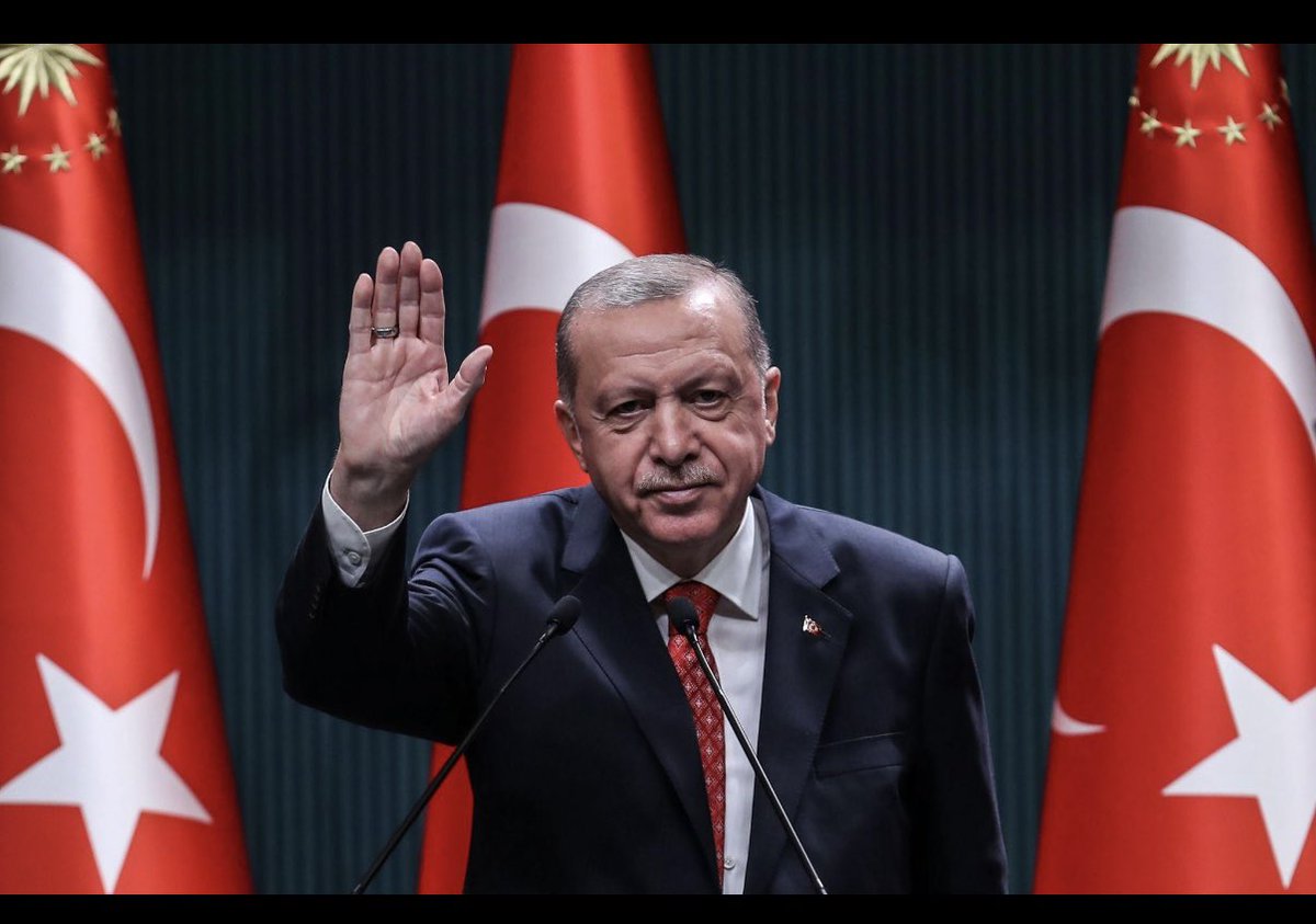 Millete adanmış bir ömür, güçlü liderlik ve kararlı bir duruş…

Sayın Cumhurbaşkanımız Recep Tayyip Erdoğan’ın doğum gününü kutluyor; Türkiye’nin güçlü yarınları için yürüdüğü yolda sağlıklı ve nice yıllar diliyorum.

Doğum gününüz kutlu olsun Sayın Cumhurbaşkanım.<a href="/RTErdogan/">Recep Tayyip Erdoğan</a>