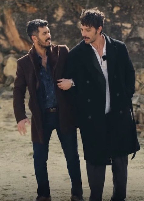 Maha291501's tweet photo. @halefdizi @DisneyPlusTR @illhansen @MertDog_ @nowtvturkiye @mostproduction #asser 😆🤣
#HalefKöklerinÇağrısı #ilhanşen https://t.co/uWtQC9Lck4