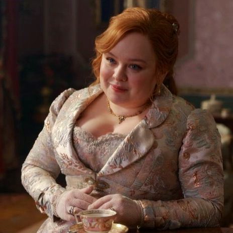 missbrdgertonbr's tweet photo. “Tem certeza de que deseja desistir do Whistledown?"
"Tenho orgulho de tudo o que conquistei, mas gostaria de começar um novo capítulo."

AGATHA BRIDGERTON EU ESCUTO OS TEUS SINAIS 😭❤️ https://t.co/GcqwMFPSIx