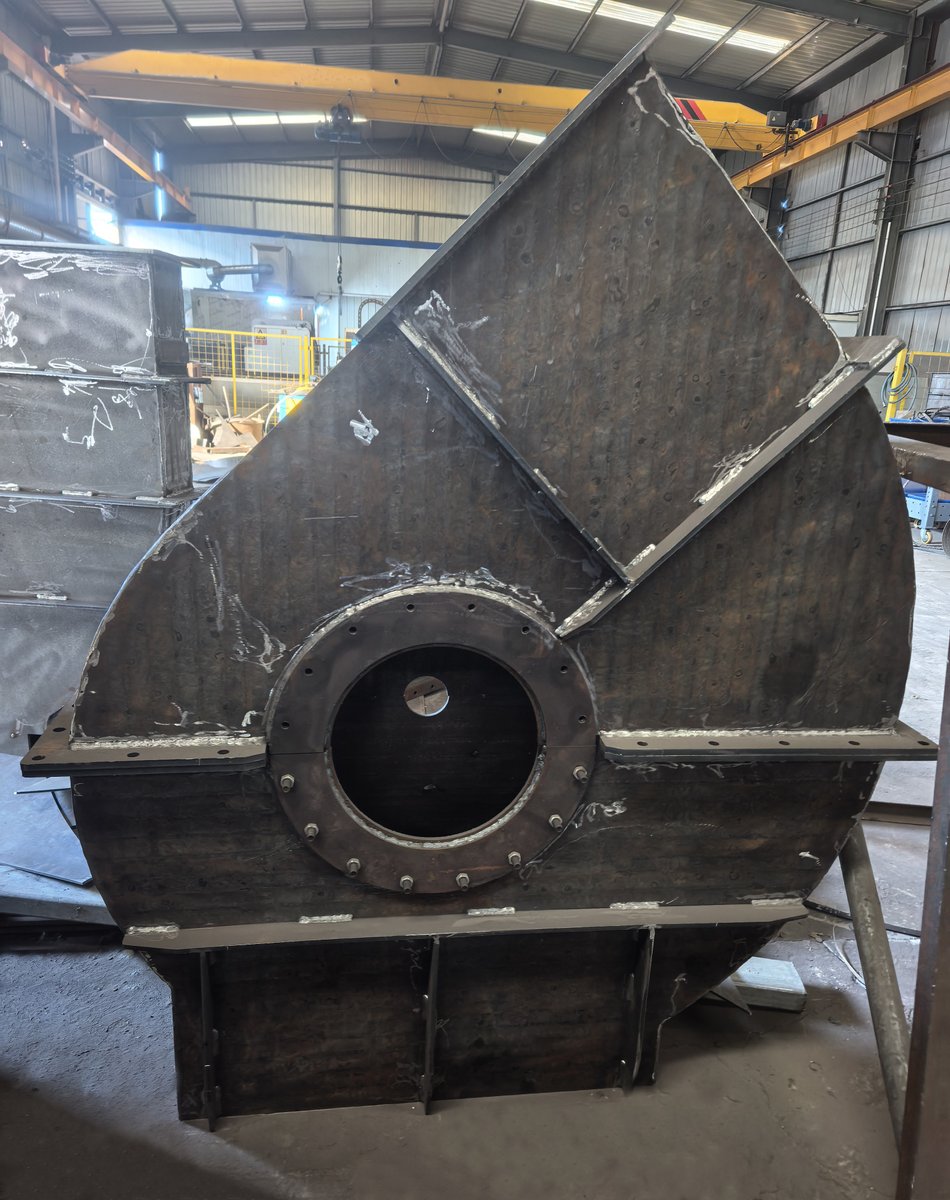 Hisanplate's tweet image. Fan wear protection 🌀
Hardfacing: ＞60J | HV750–1100 (HRC58–63) | 600°F
Ceramic: ＜5J | HV1500–1800 | 180°F limit
Cuts wear up to 30%.
📩 HS@Hisantech.com | 🌐 hisantech.com
#hisantianjin #hardfacing #wearplate #industrialfans