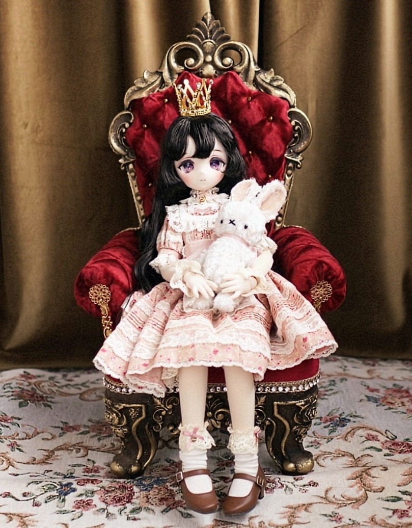 ドール用1/4サイズ王様椅子👑✨完成しました⸜(* ॑꒳ ॑* )⸝♪ 木製