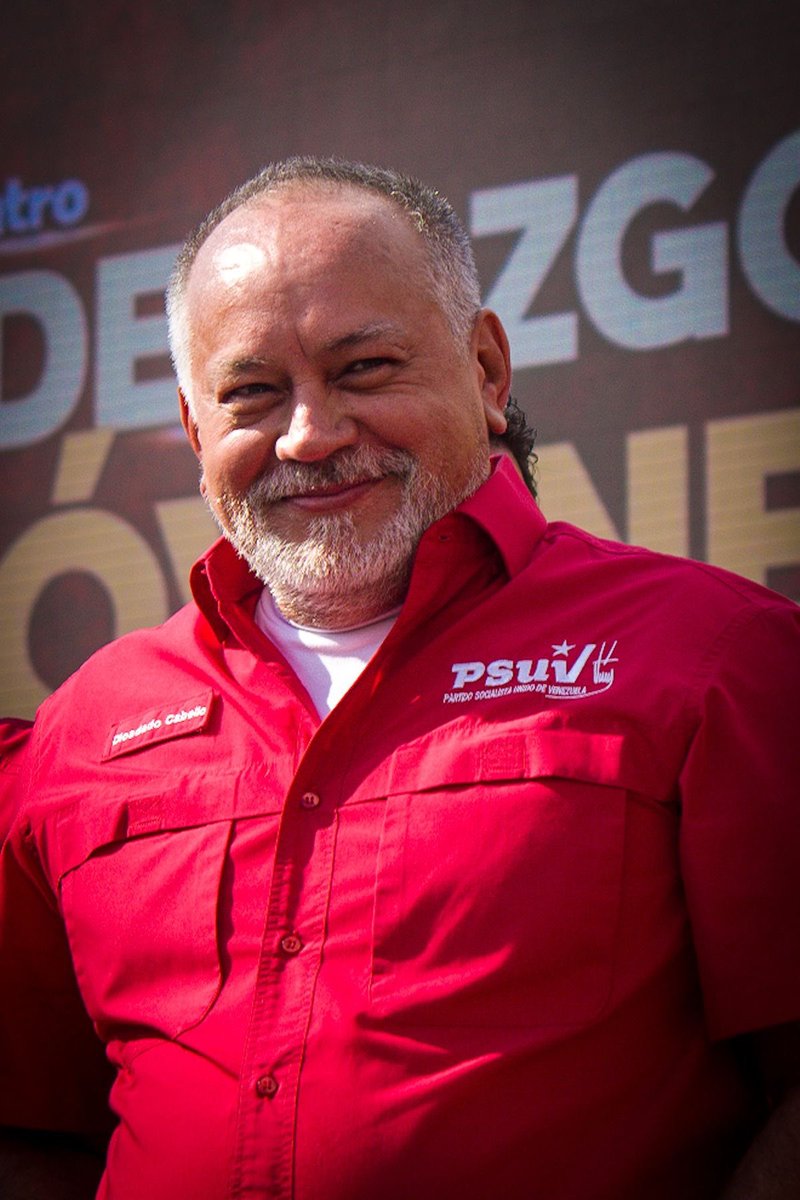 GenesisYireth_'s tweet photo. Hombres fieles a la revolución?? Diosdado Cabello firme en todas las batallas por el pueblo Venezolano

¿Estás de acuerdo? 
#sstvi https://t.co/GKsjgOjS3n