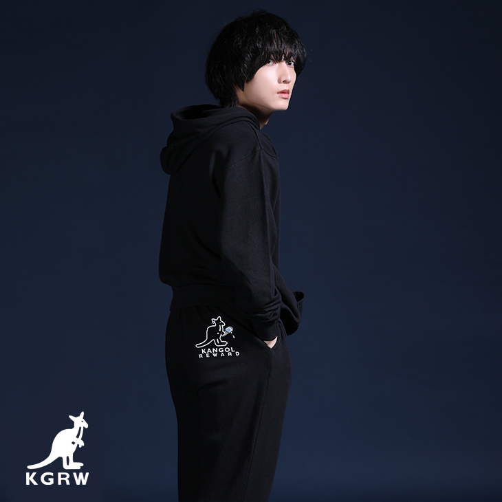 小林千晃さんとのコラボアイテムが本日17時より受注予約開始しました