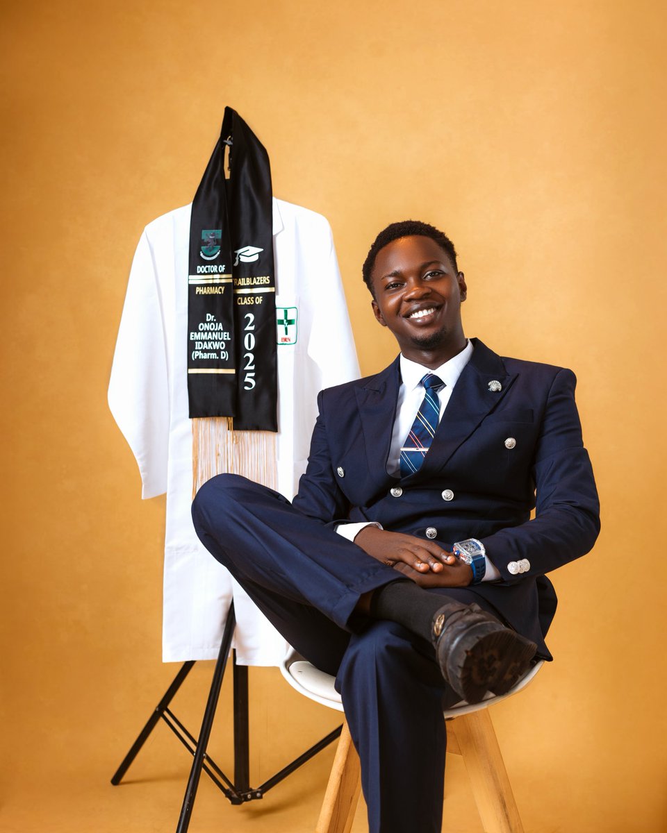 unnstudentz's tweet photo. Today is the Oat taking/ Induction of the first Pharm.D graduates From Faculty of Pharmacy, in University of Nigeria Nsukka and Nigeria as a whole. 
We mean, this new set of Pharmacy graduates would  be addressed as Doctors (Dr).
Congratulations Lions and Lionesses 🦁💉 https://t.co/chSf0SHpGB