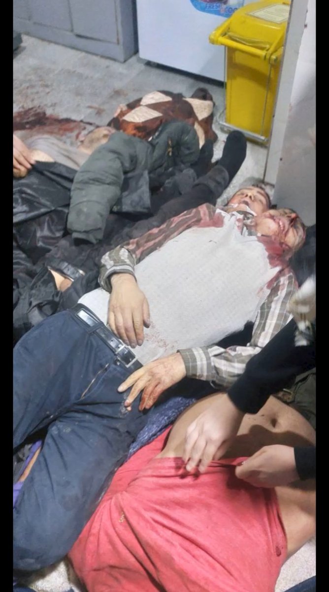 aki🍓زن زندگی آزادی🇮🇷 tweet media