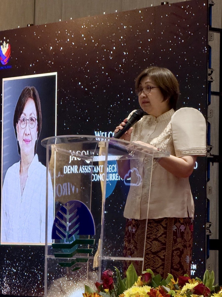 Teddy_Monroy's tweet photo. KABALIKAT” means Shoulder to Shoulder. @UNIDO_Phils received the 2026 “Gawad Kabalikat sa Kapaligiran” recognition from the Environmental Management Bureau #EMB of the @DENROfficial 🇵🇭 for the many years of meaningful cooperation and environmental stewardship. #UNIDO60 @UNIDO https://t.co/C04wS25CdB