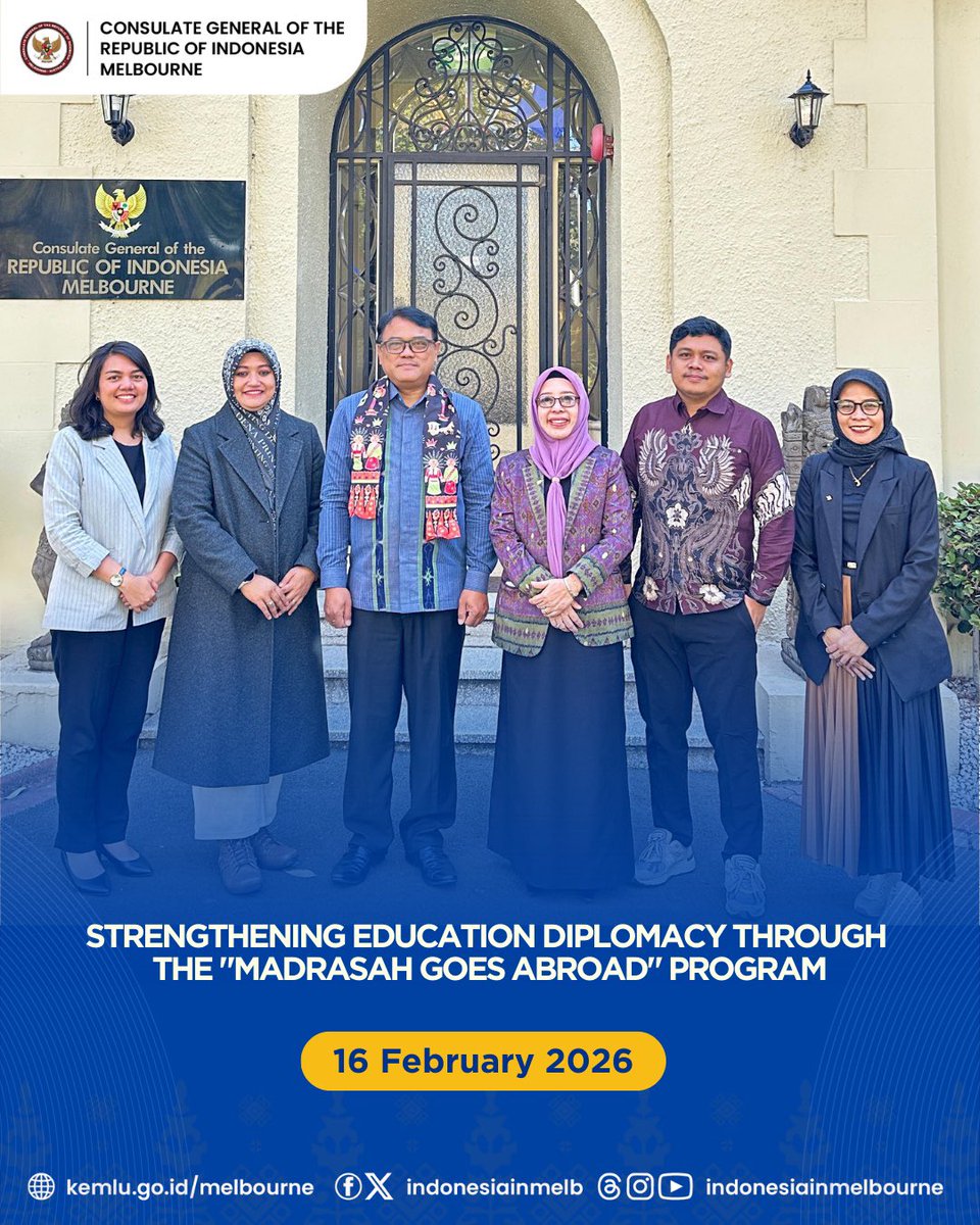 IndonesiaInMelb's tweet image. Strengthening Education Diplomacy Through The "Madrasah Goes Abroad" Program.

Read the full article: 
kemlu.go.id/melbourne/beri…

#IniDiplomasi #IndonesiaUntukDunia #DemiNKRI #IndonesianWay #RintisKemajuan
