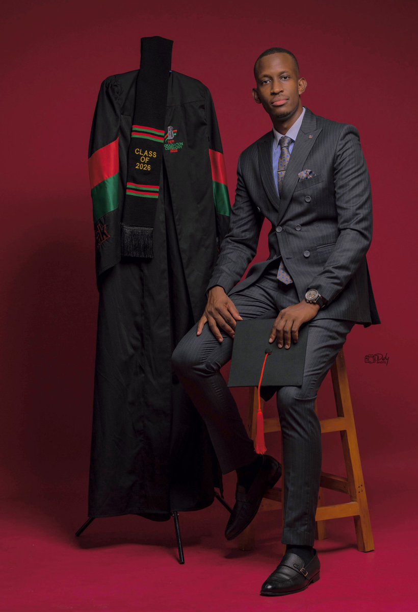 AmanyaMosesK's tweet photo. Itโs only Godโs grace that has brought me this far.
I have graduated with A Bachelorโs degree in International Business.
Psalms 107:1 https://t.co/7UyDuzUb26