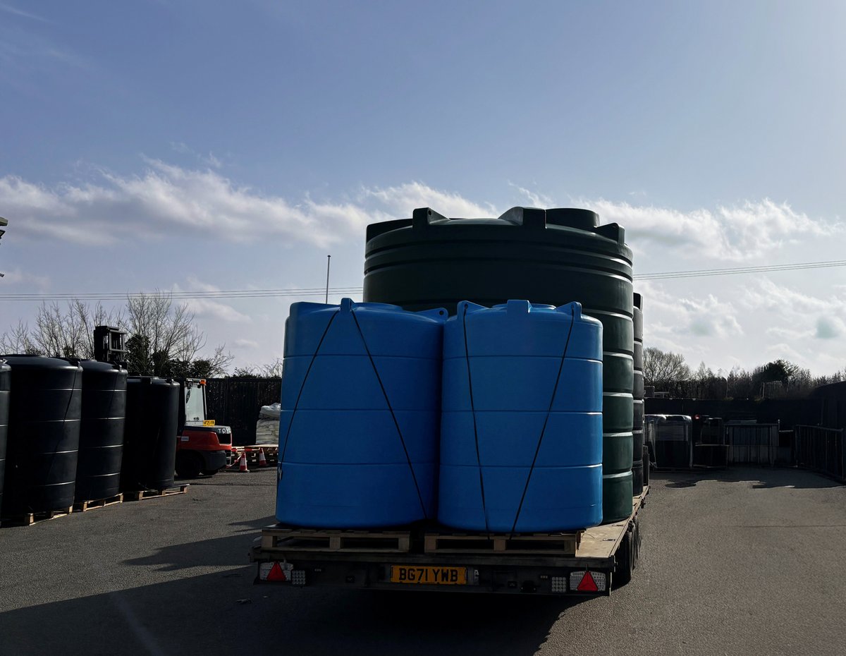 Enduramaxx's tweet image. Yesterday was the perfect day to see these two boat blue 2,500L Potable Water Tanks leave our yard. WRAS-approved and ready to provide a safe, clean water supply for our client.
Find out more: eu1.hubs.ly/H0s6H6y0
#WaterStorage #UKManufacturing #PotableWater #WRASApproved
