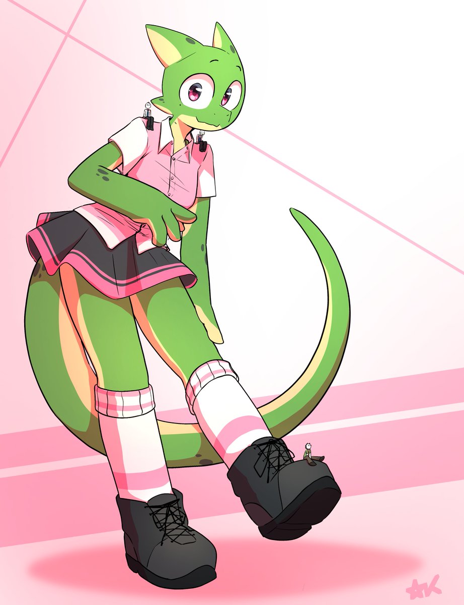 K.O. Tsitra Eht 🔞 tweet media