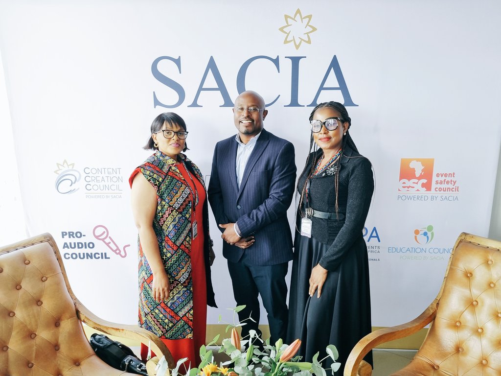 Thekgang_NPC's tweet photo. The #sacia hosted a #businessbreakfast attended by @deptoflabour to help creatives engage with aspects of new proposals that may affect performers in #CulturalCreativeIndustries sponsored by #SAAudioVisualCluster @SportArtsCultur
@_BlueberryHill https://t.co/kpi9Szu7sY