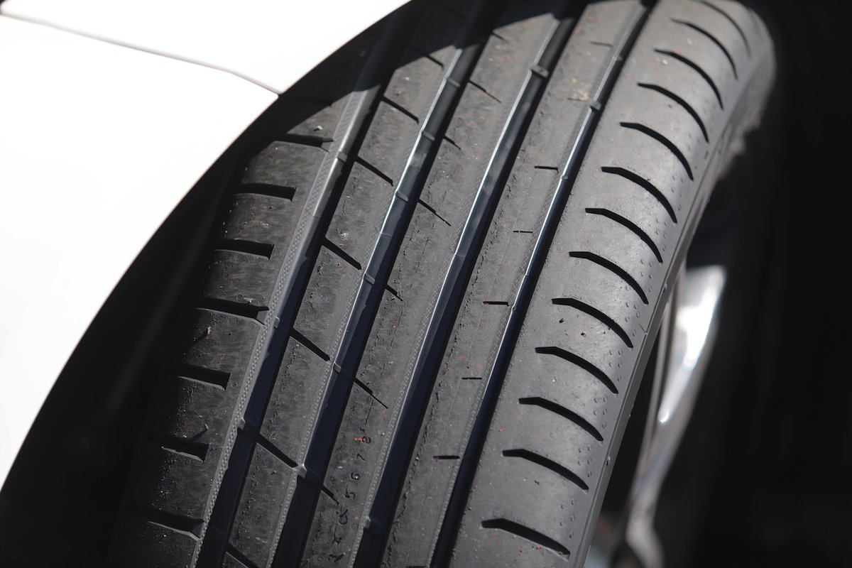 Test pneus été TCS 2026 : Les pneus d’été premium dominent, les modèles « budget » à la traîne - Lire sur  auto-mag.fr/actualites/tes…