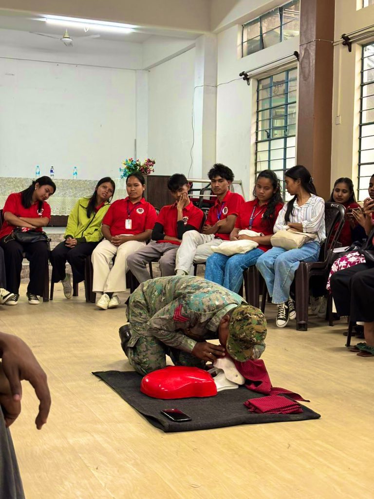 NssMahatma's tweet photo. Day 5 of YAMS!
Diving deep into the theoretical side of disaster management today, understanding risks, response systems, and coordination strategies to serve better in real situations.
#NSSMGU #YAMS #DisasterManagement #CommunityFirst https://t.co/rrwmKNCkU8