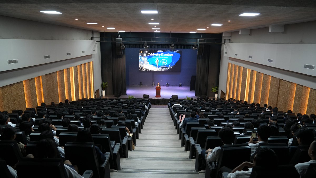 Huge congratulations to all the students who won awards at today's Felicitation and Award Ceremony! 📷📷 We are incredibly proud of your hard work and dedication. Keep shining! 📷 #TetsoCollege #StriveForExcellence #AwardWinners