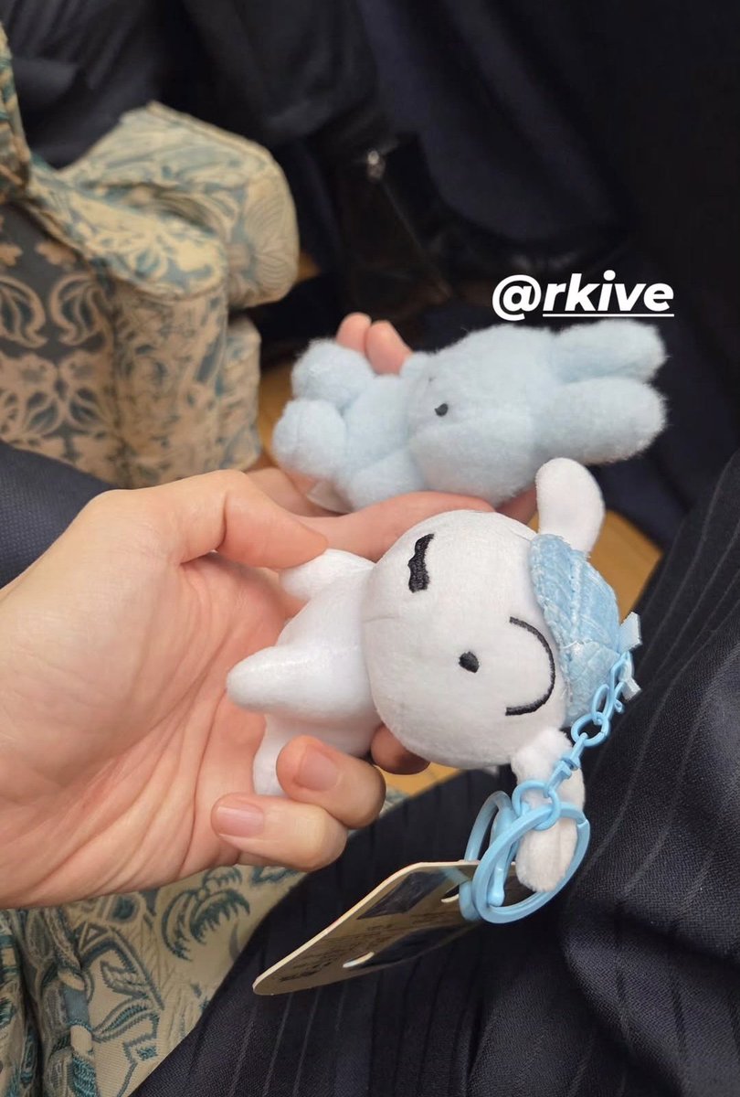 2人とも私より手綺麗なのやめて🥺